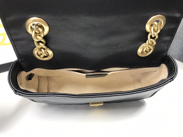 激安グッチバッグコピー着用イメージ